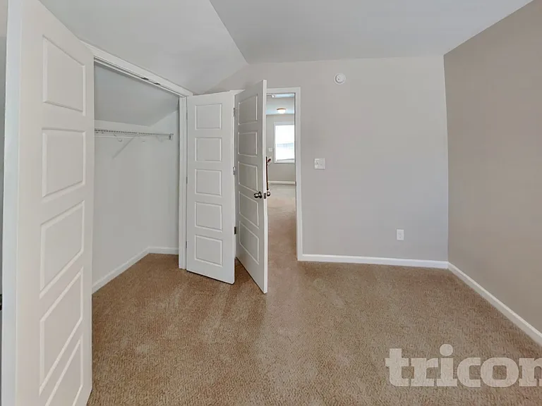 32 Balboa Pkwy — Photo 13