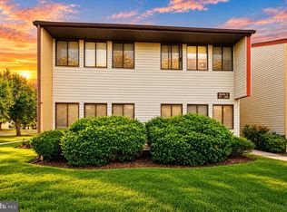 E21 Avon Dr, East Windsor, NJ 08520