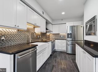 1300 Crystal Dr APT 1107S, Arlington, VA 22202