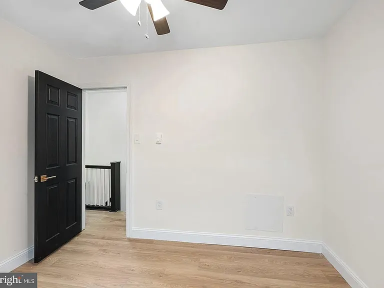 1118 Brown St #318 — Photo 7
