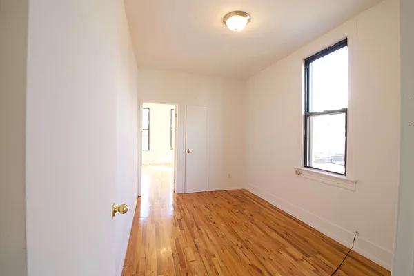 Rented by TheRealEstateCompany.com LLC | media 4