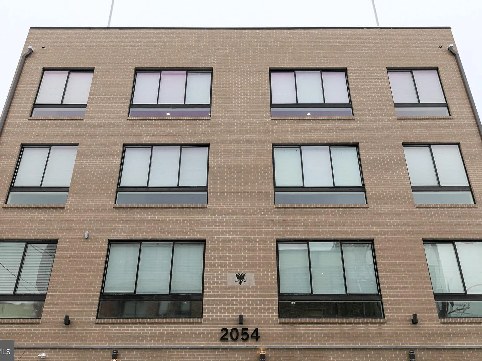 1 bed, 741 sqft, $1,350 — Photo 2