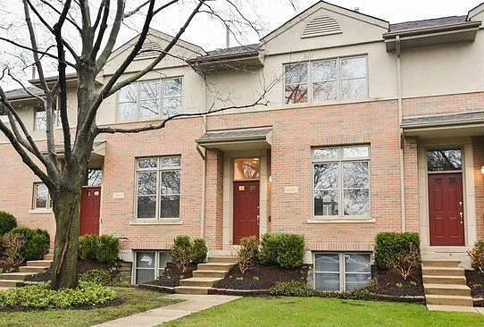 640 Prairie Ave photo 1