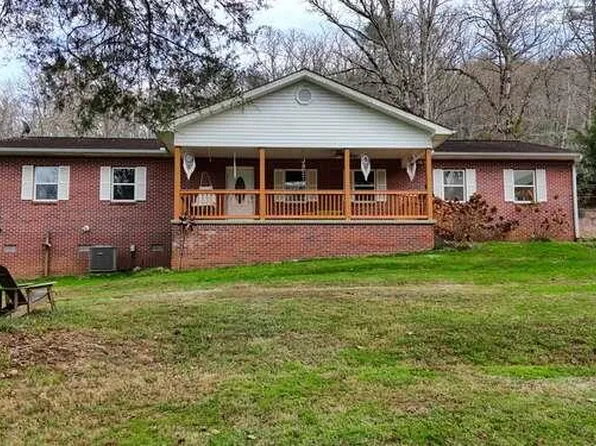 147 Sawyer Cove Rd, Hayesville, NC 28904