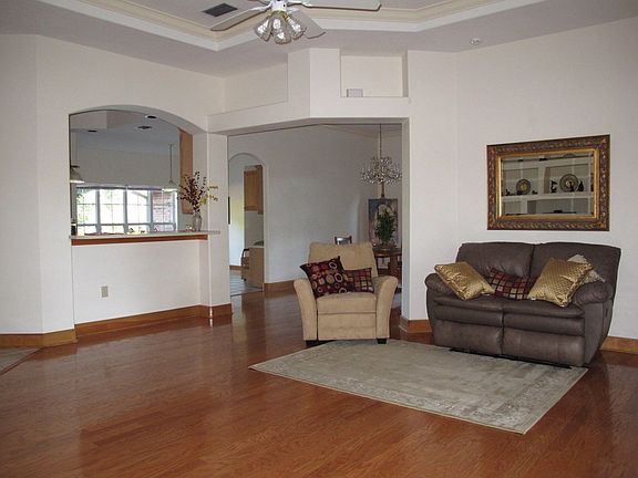 5th image of 2460 Smokey Ln