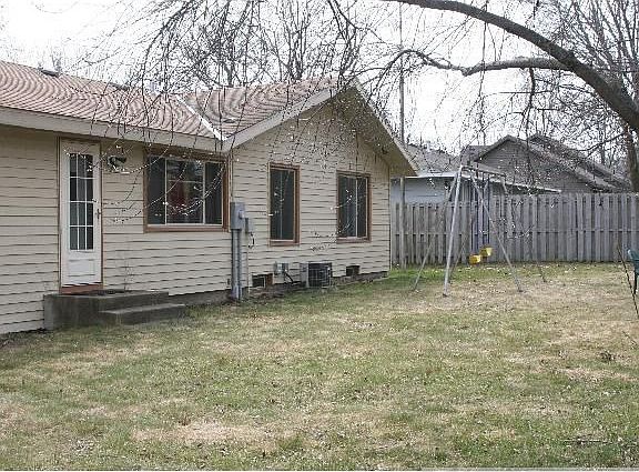 5th image of 847 29th Ave N