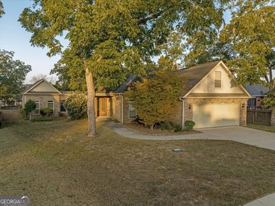 307 Greythorne Dr, Kathleen, GA, 31047