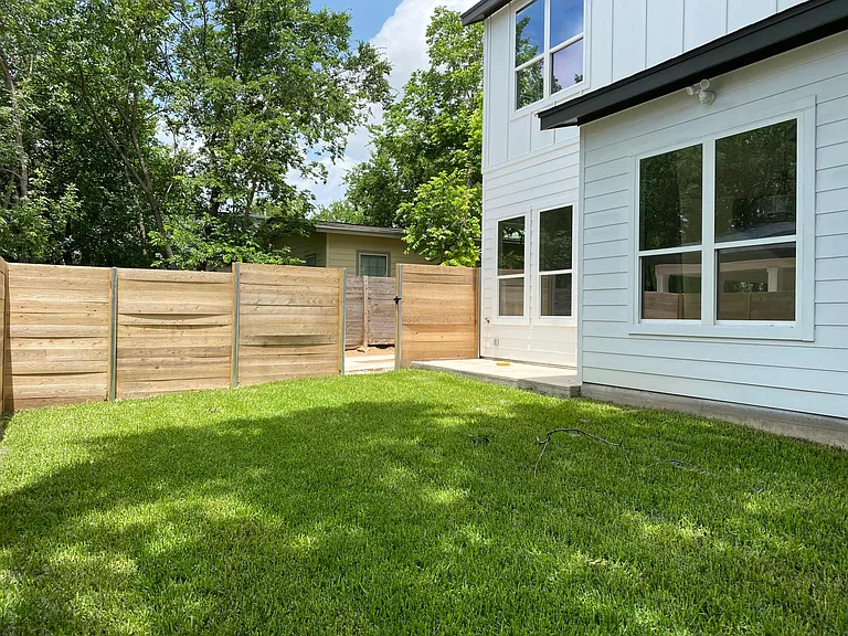 413 W Odell St #1 — Photo 37