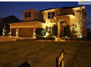 6609 NW 104th St, Kansas City, MO 64154