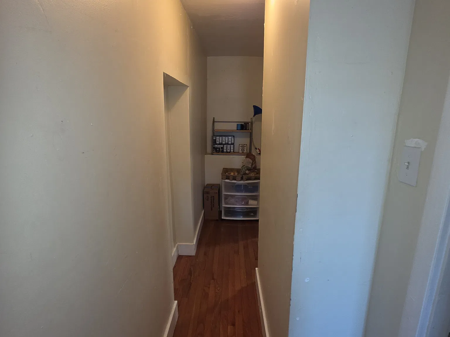 2 bed, 700 sqft, $2,100 — Photo 3