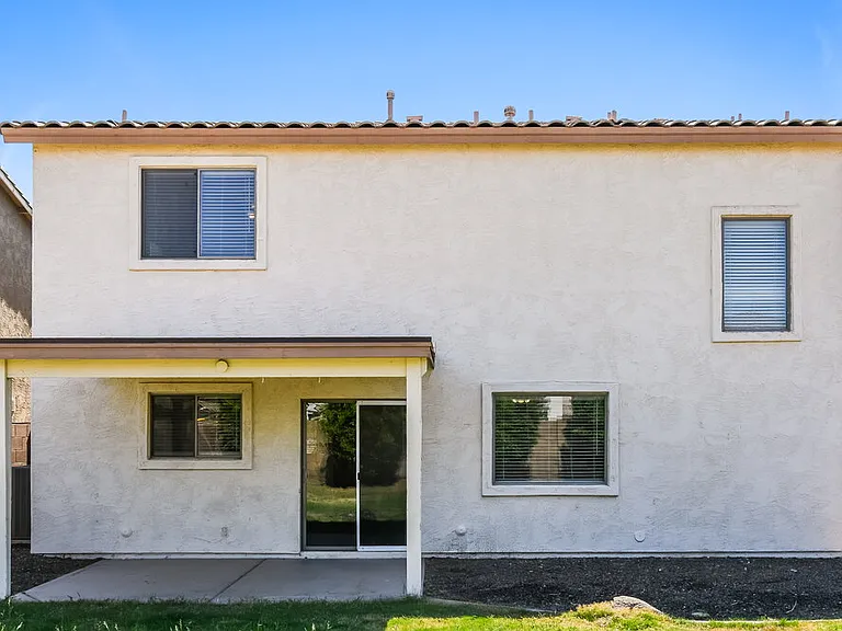 1726 E Bradstock Way — Photo 17