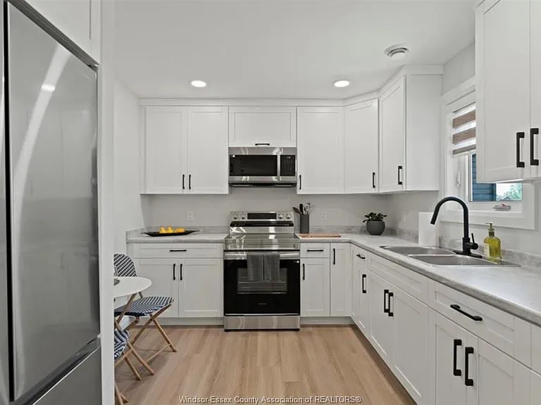 1844 Meighen Rd #2 — Photo 7
