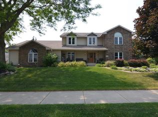 808 Eddington Dr, Sun Prairie, WI 53590