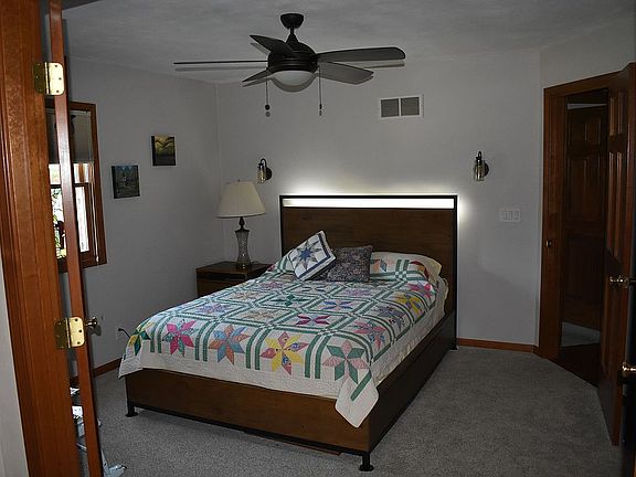 2nd Bedroom  12' X 12'