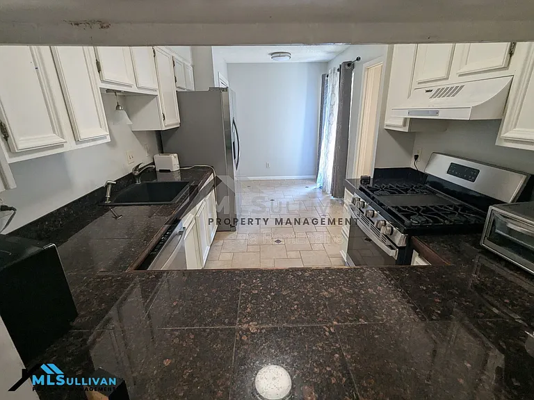 4100 Five Oaks Dr #41-1 — Photo 5