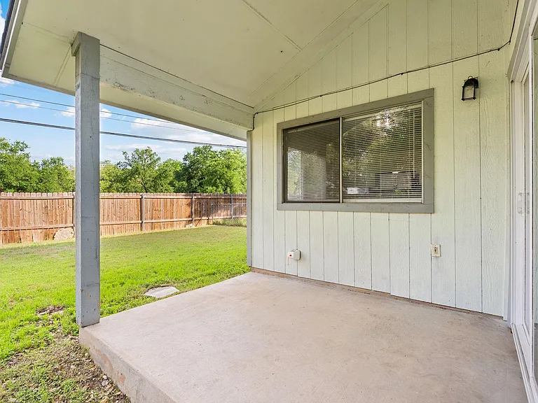 7505 Saint Amant Pl #A — Photo 30