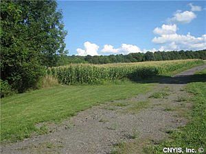 2nd image of 2986 Warners Rd