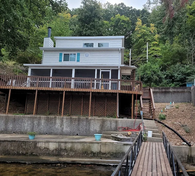 891 Lucy Rd
