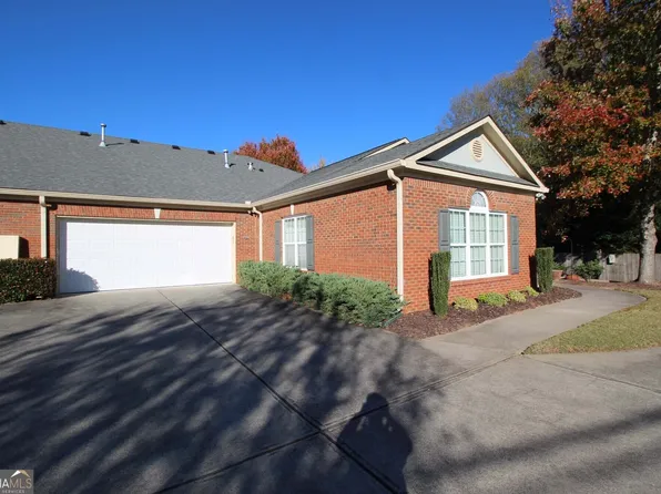 119 Holiday Rd, Buford, GA 30518