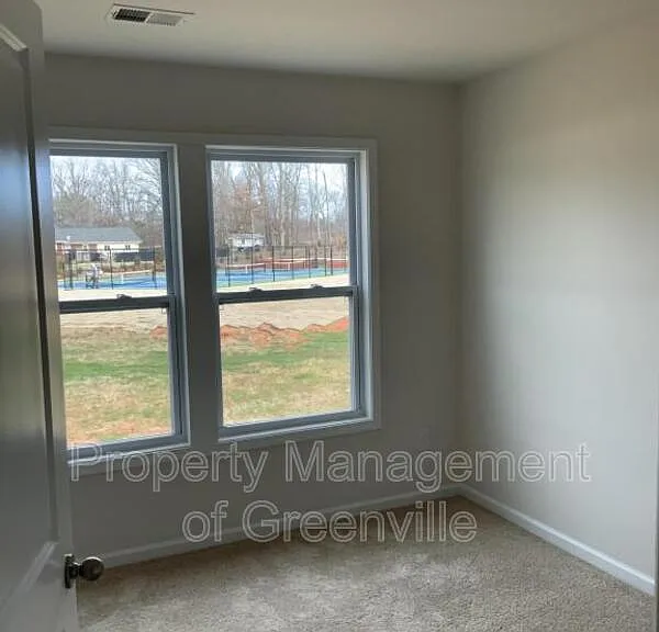 431 Yellow Fox Rd — Photo 6