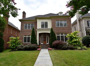 4066 Lorcom Ln, Arlington, VA 22207