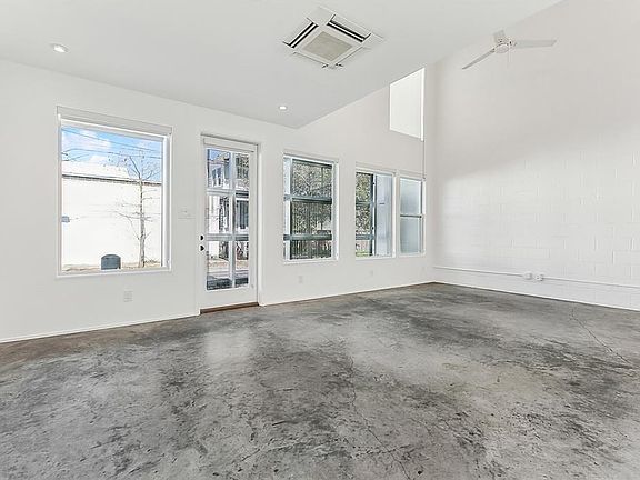 4th image of 3110 Saint Thomas St Unit 3110
