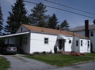 616 Rosehill Dr, Altoona, PA 16602