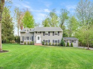 28 Spring Ridge Dr, Berkeley Heights Twp., NJ 07922