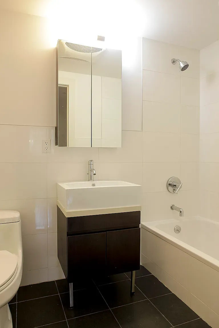 2217 Caton Avenue — Photo 3