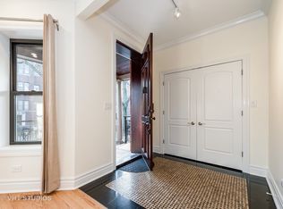 1300 W Roscoe St, Chicago, IL 60657