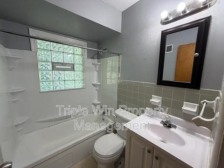 1695 Crowder Dr — Photo 18