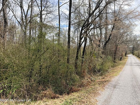 2nd image of 2 Gibson Rd