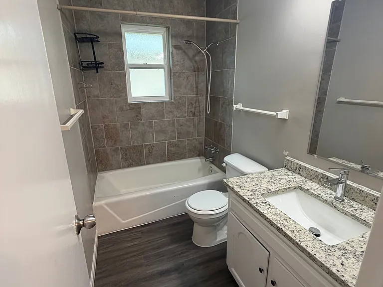 4919 S Oswego Ave — Photo 16