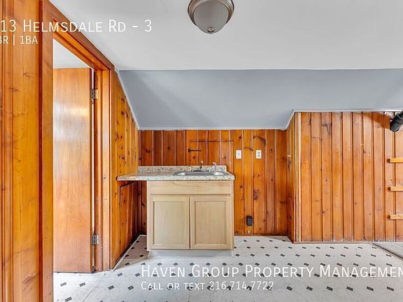 5th image of 913 Helmsdale Rd #3