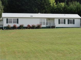 115 Little Hungry Rd, HENDERSONVILLE, NC 28792