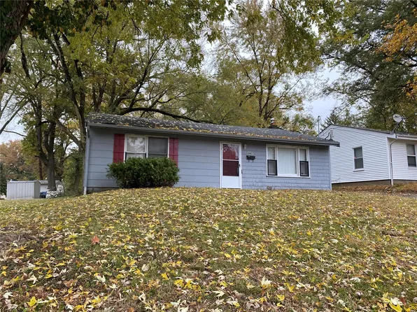 2827 Meadowlark Ave, Saint Louis, MO 63136