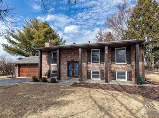 29W376 Wagner Rd, Naperville, IL 60564
