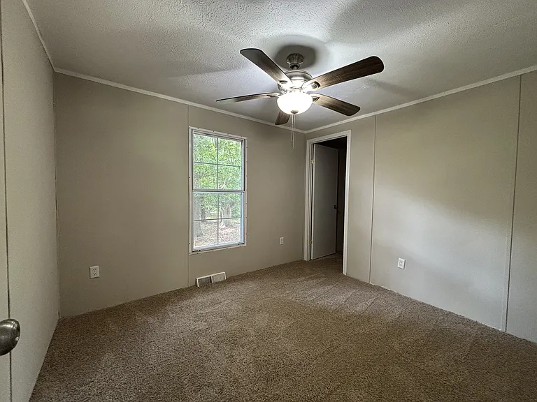 3371 Greensboro Rd — Photo 17