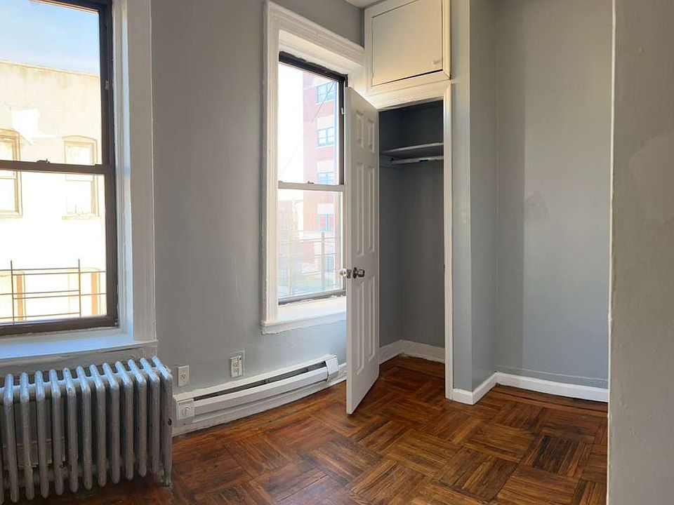 2nd image of 1905 Harrison Ave #1