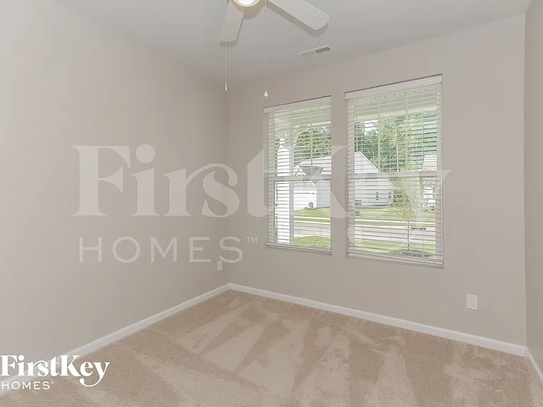 7798 Creek Park Dr — Photo 14