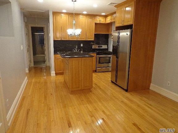 2nd image of 10721 112th St Floor 2