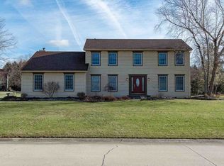 5525 Hopkinton Dr, Fort Wayne, IN 46814