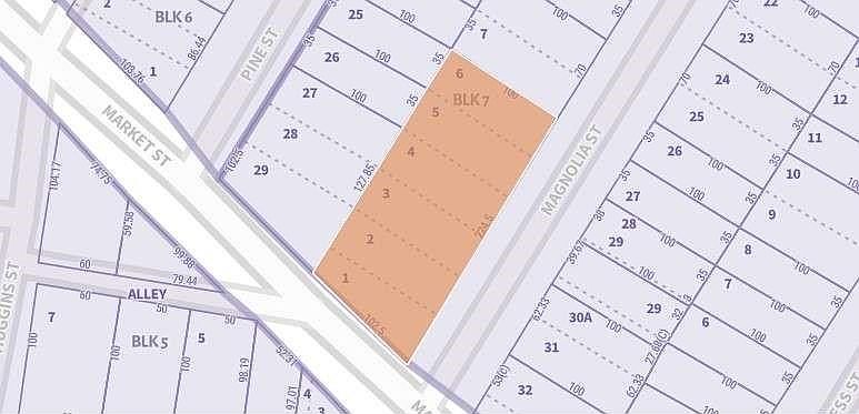 2nd image of 3102 Market St