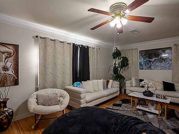 4th image of 2248 7th Ave
