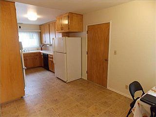 3rd image of 5720 Hughes St