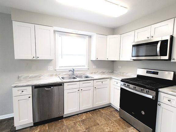 4th image of 633 Yates Ave