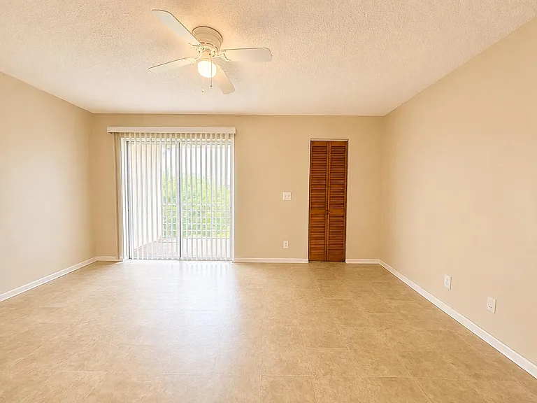 555 Purdy Ln #309 — Photo 20