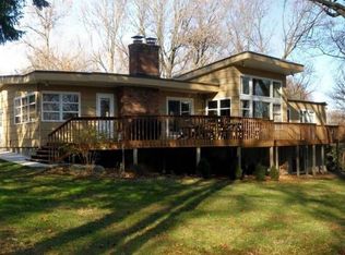 31 Wayne Rd, Monroe, CT 06468