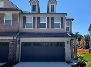 1150 Addison Cir, Walled Lake, MI 48390