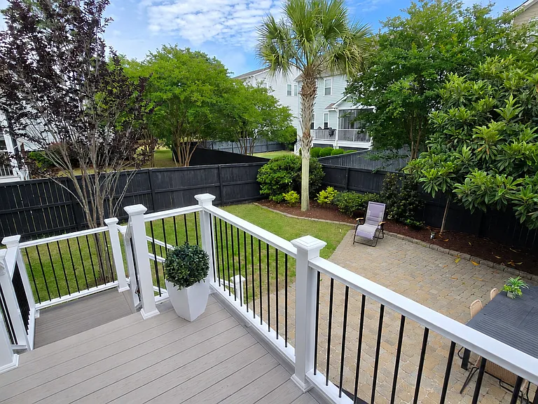 2207 Dewees Creek Dr — Photo 41